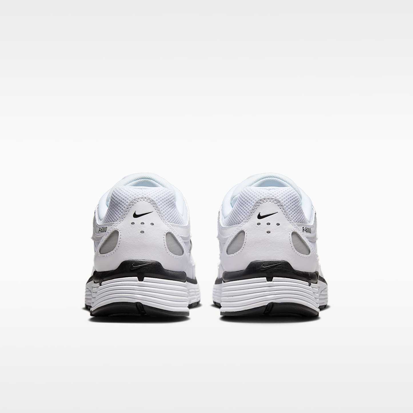 Nike P-6000 Schuh – Weiß/Metallic Silver/Schwarz/Schwarz