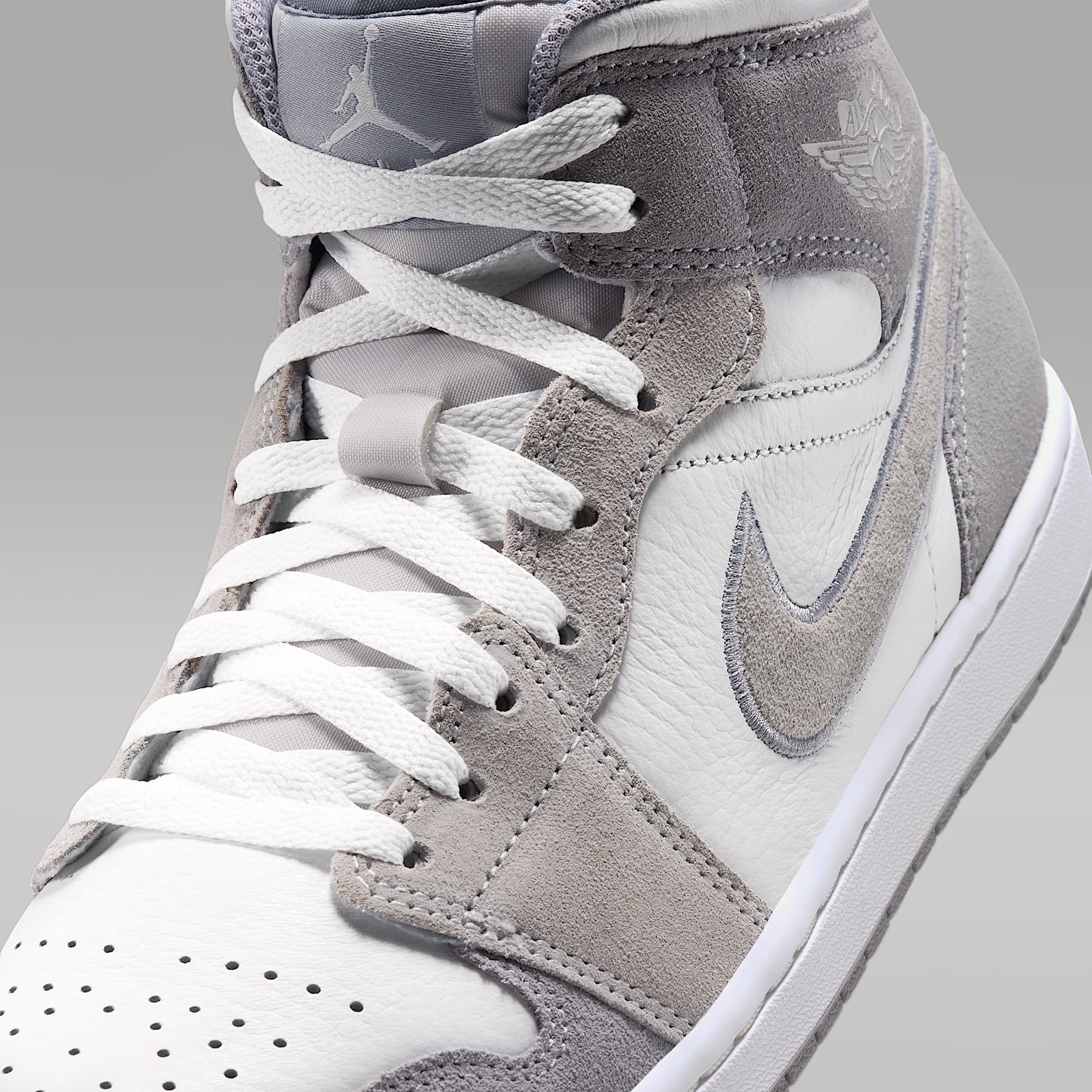 Air Jordan 1 Mid SE Schuh (Herren) – Summit White/Wolf Grey/Pure Platinum