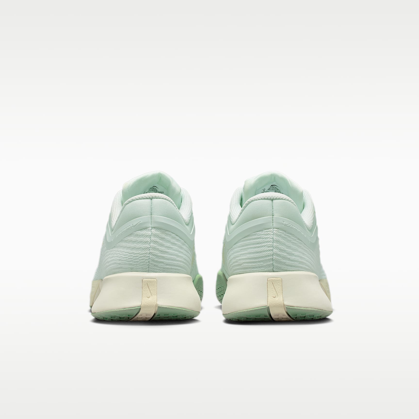Nike Vapor Pro 3 Tennisschuh für Hartplätze (Damen) – Barely Green/Sea Glass/Steam/Coconut Milk