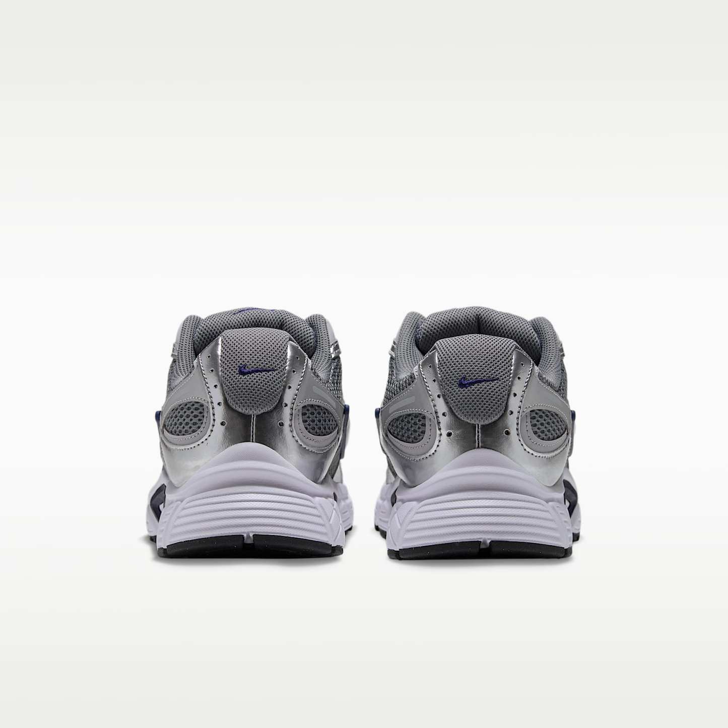Nike V5 RNR Schuh (Herren) – Smoke Grey/Wolf Grey/Midnight Navy/Metallic Silver