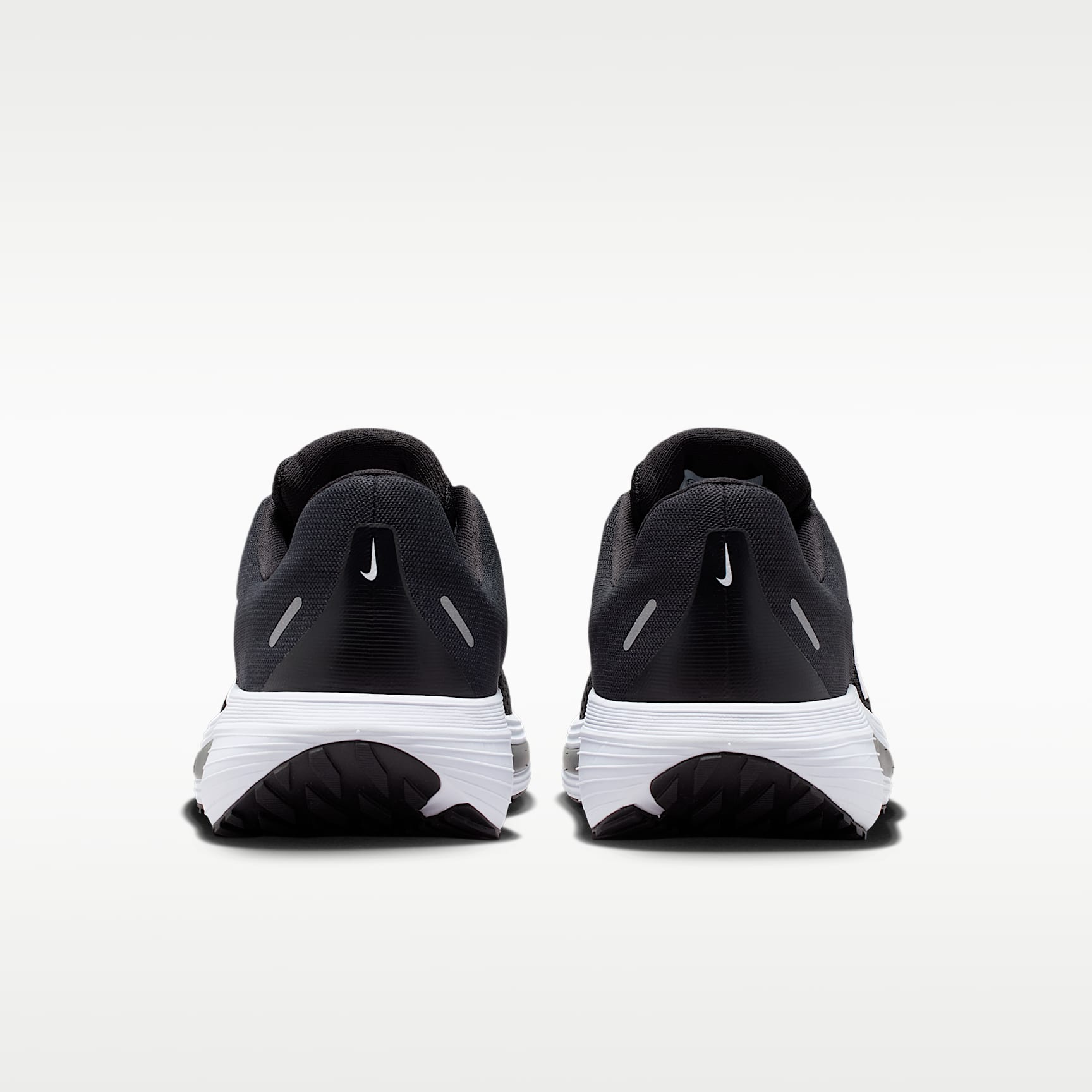 Nike Quest 7 Straßenlaufschuhe (Damen) – Schwarz/Anthracite/Weiß