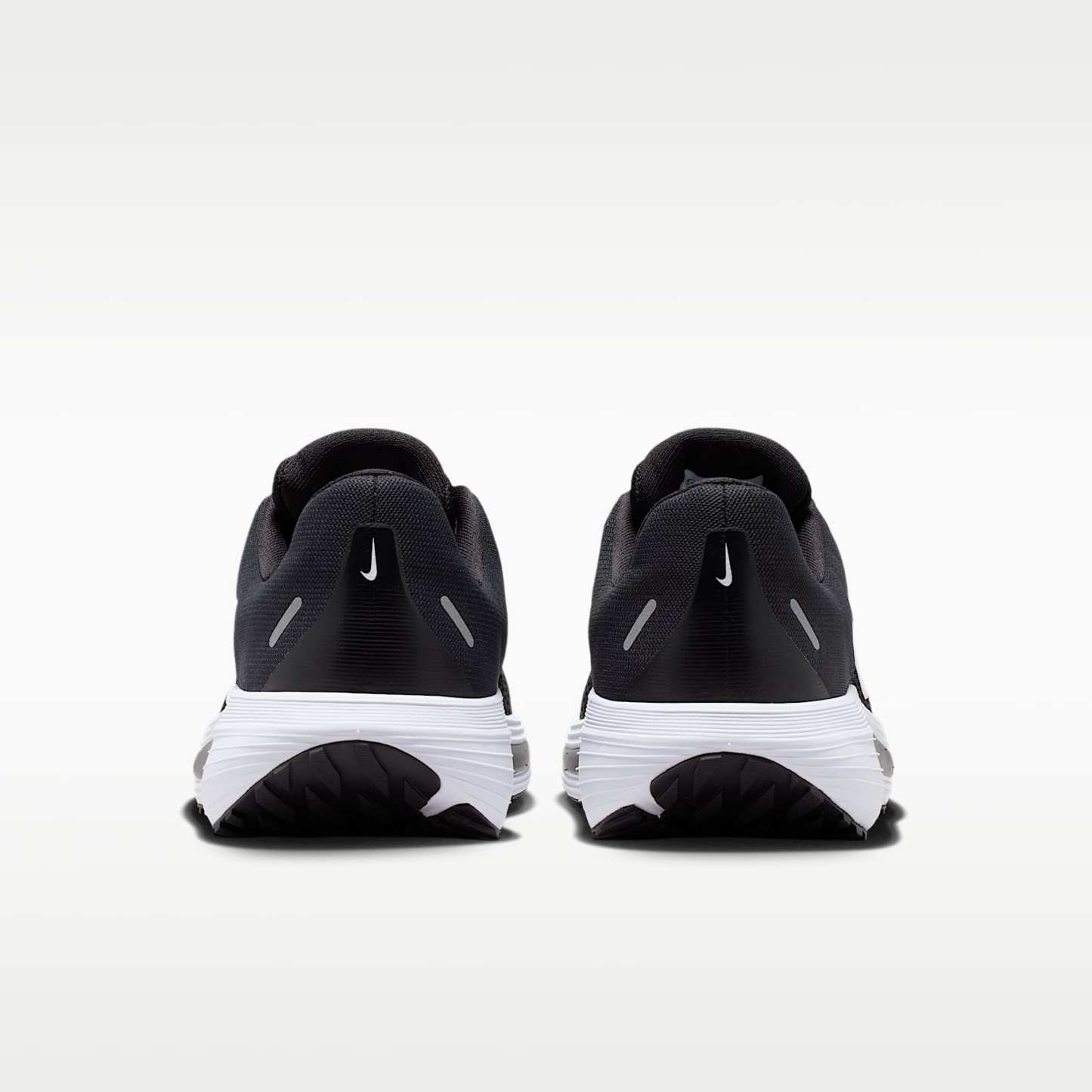 Nike Quest 7 Straßenlaufschuhe (Damen) – Schwarz/Anthracite/Weiß
