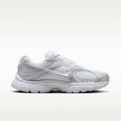 Nike V5 RNR Schuh mit reflektierenden Akzenten (Damen) – Weiß/Schwarz/Metallic Silver/Weiß