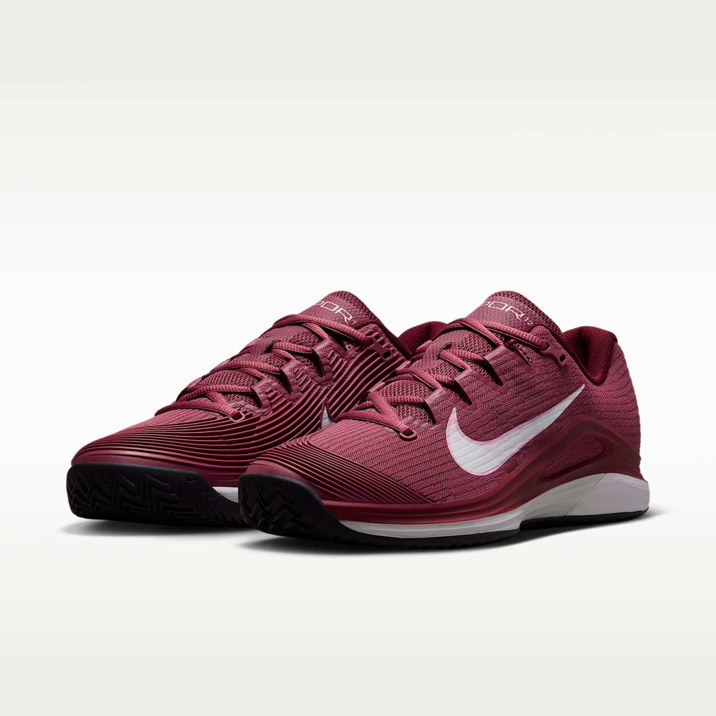 Nike Vapor 12 Tennisschuh für Clay Courts (Damen) – Pink Smoke/Vast Grey/Schwarz/Weiß