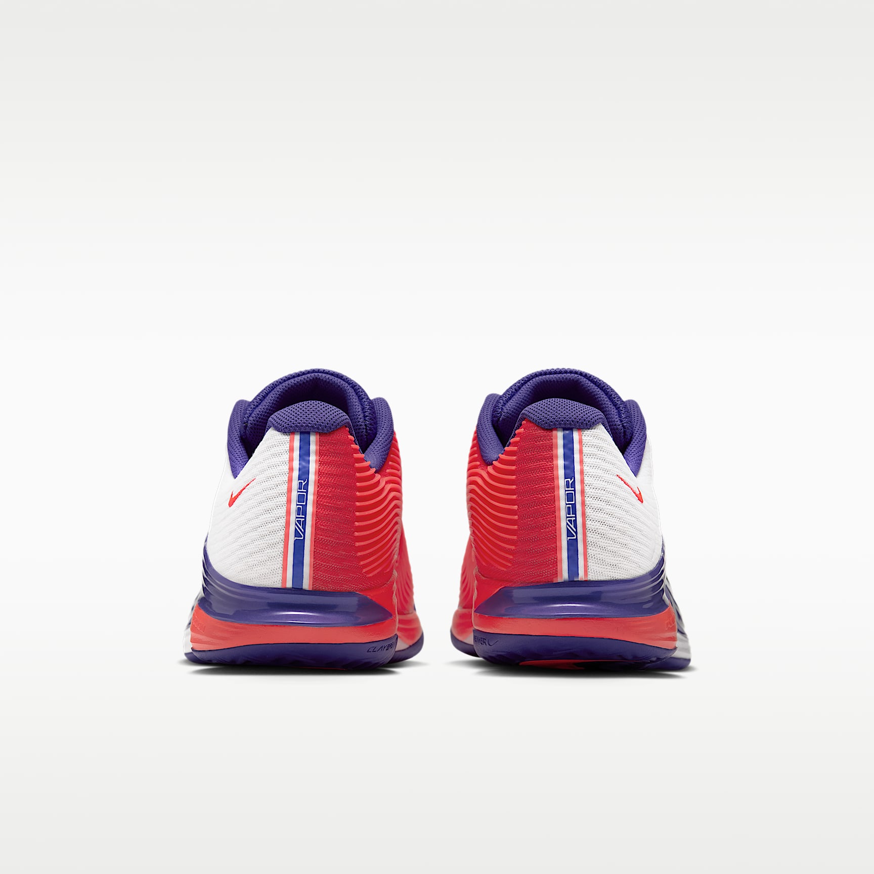 Nike Vapor 12 PRM Tennisschuhe für Clay Courts (Herren) – Weiß/Dark Concord/Bright Crimson/Burgundy Ash