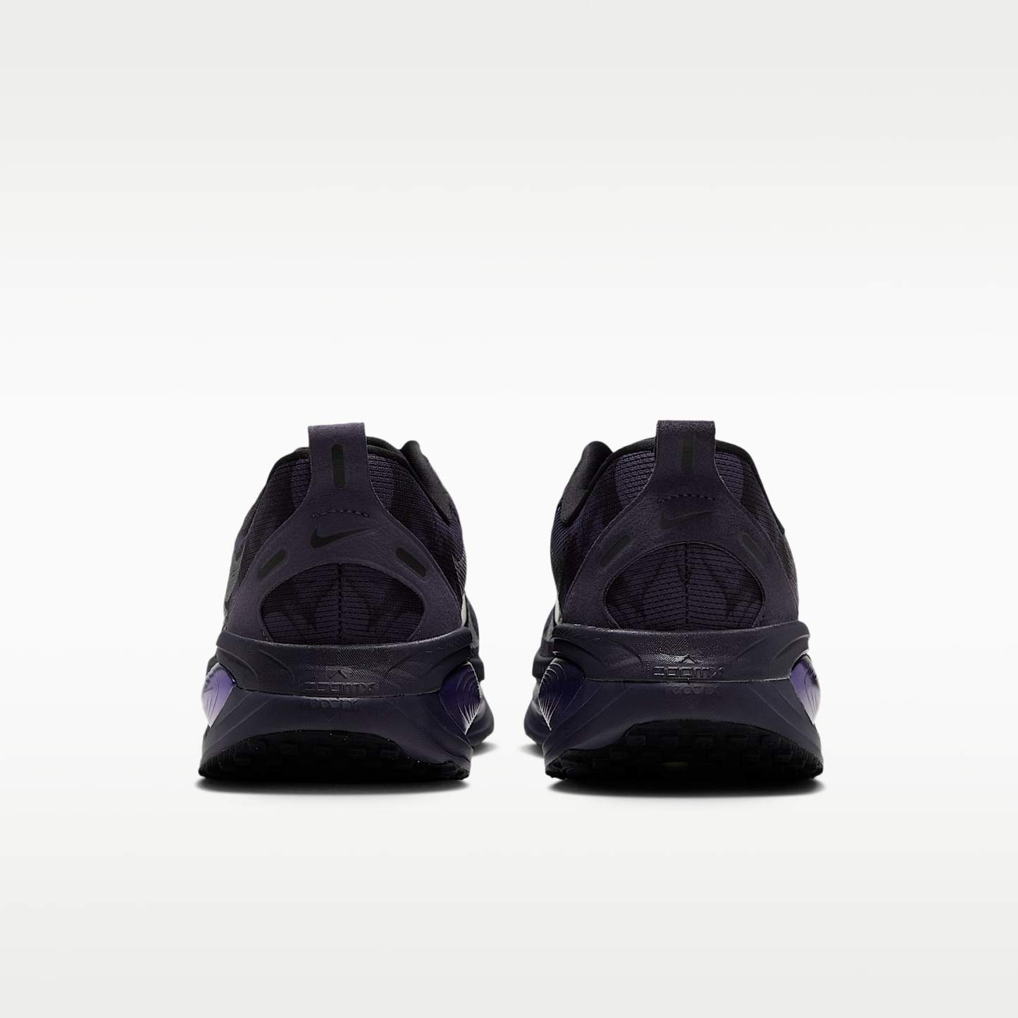 Nike Vomero 18 Straßenlaufschuh (Herren) – Gridiron/Schwarz/Multi-Color