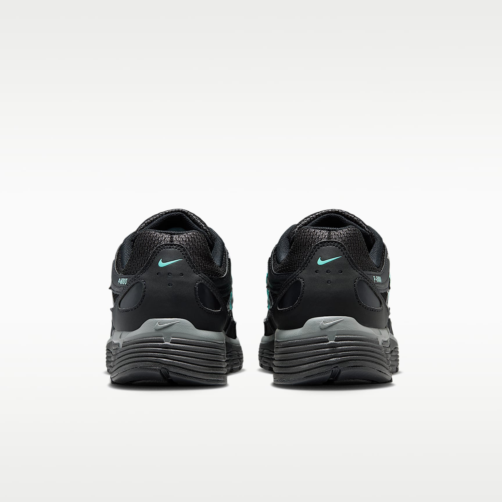 Nike P-6000 Schuh (Herren) – Schwarz/Hyper Turquoise/Cool Grey/Metallic Cool Grey