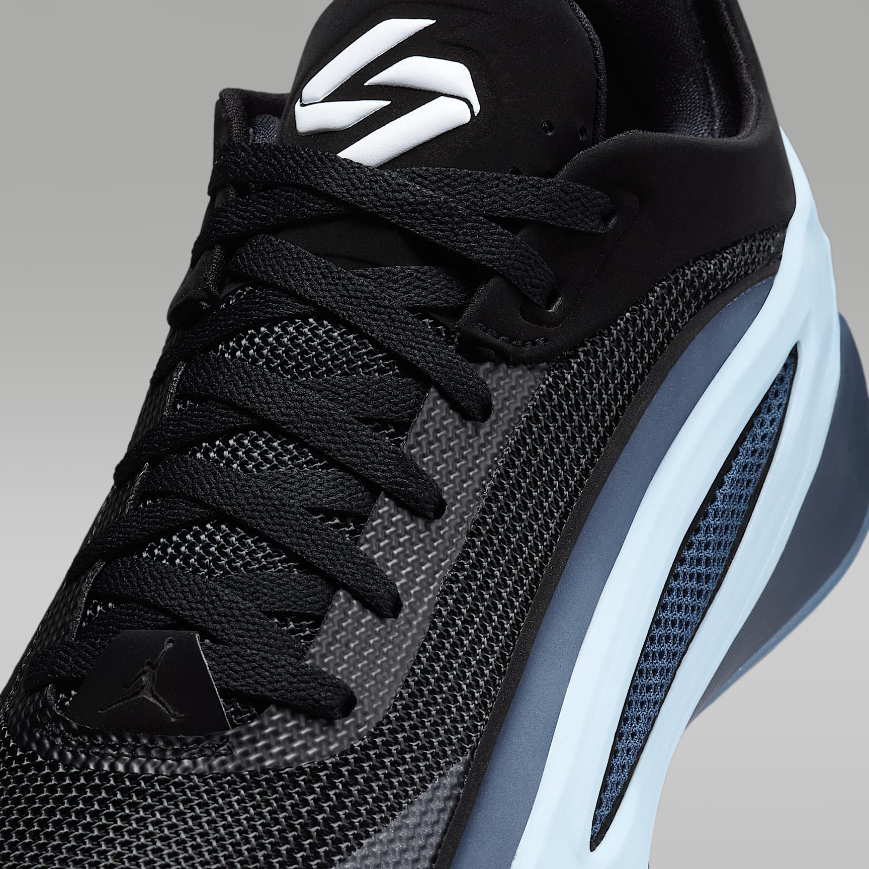 Luka 5 "Slovenian Glow" Basketballschuhe – Schwarz/Thunder Blue/Weiß
