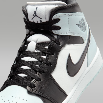 Air Jordan 1 Mid Herrenschuh – Schwarz/Aura/Weiß/Squadron Blue