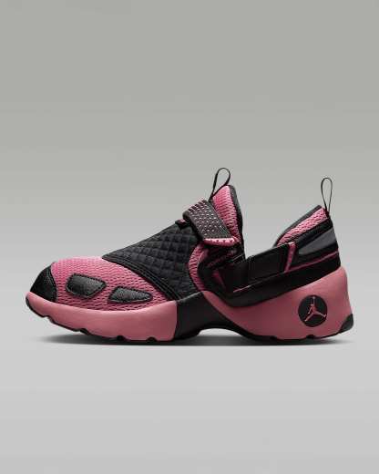 Jordan Trunner LX Schuh (Damen) – Schwarz/Reflective Silver/Desert Berry
