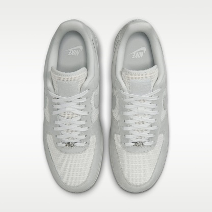 Nike Air Force 1 '07 LV8 Schuh (Herren) – Off White/Summit White/Off White