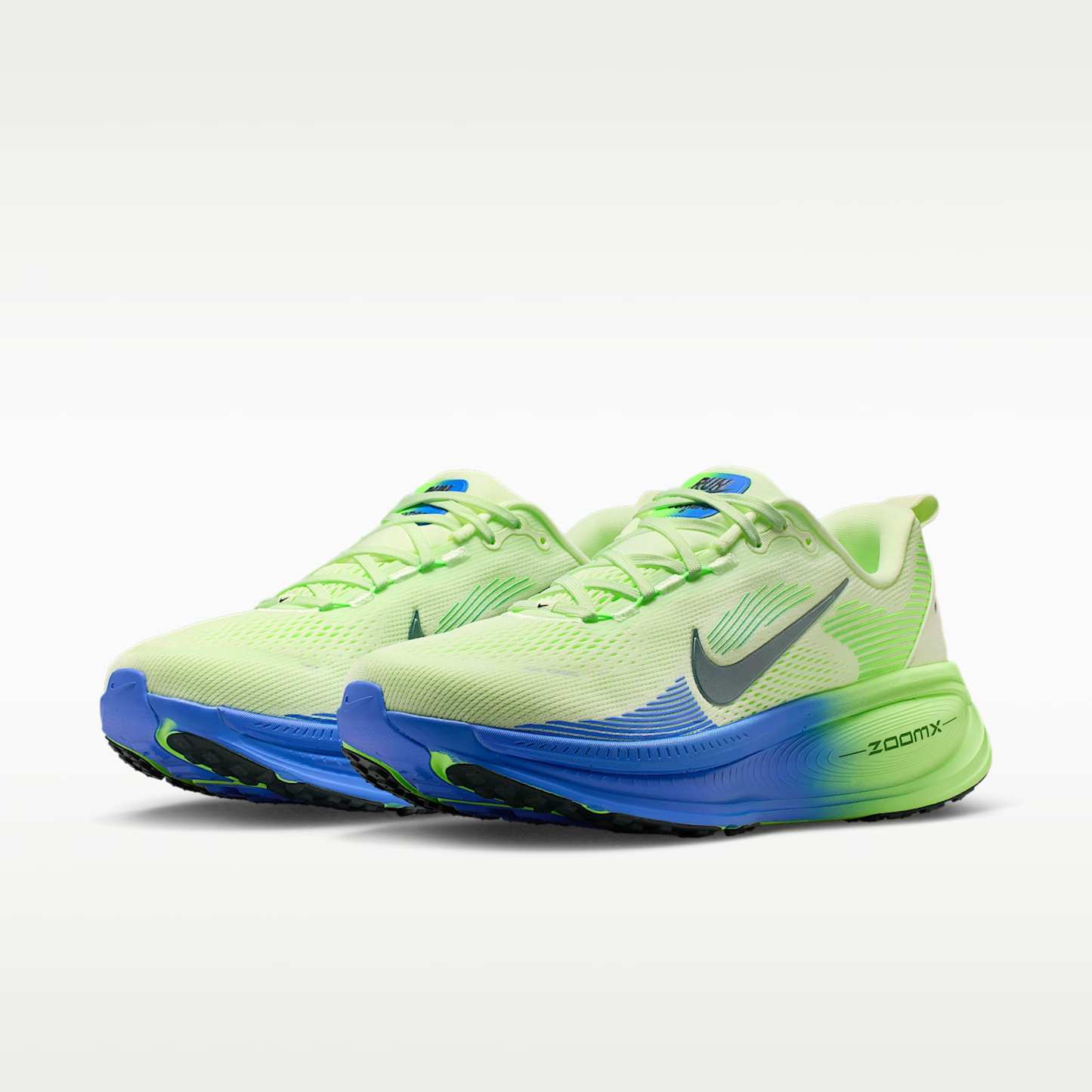 Nike Vomero 18 Straßenlaufschuh (Herren) – Weiß/Volt Tint/Sapphire/Black Spruce