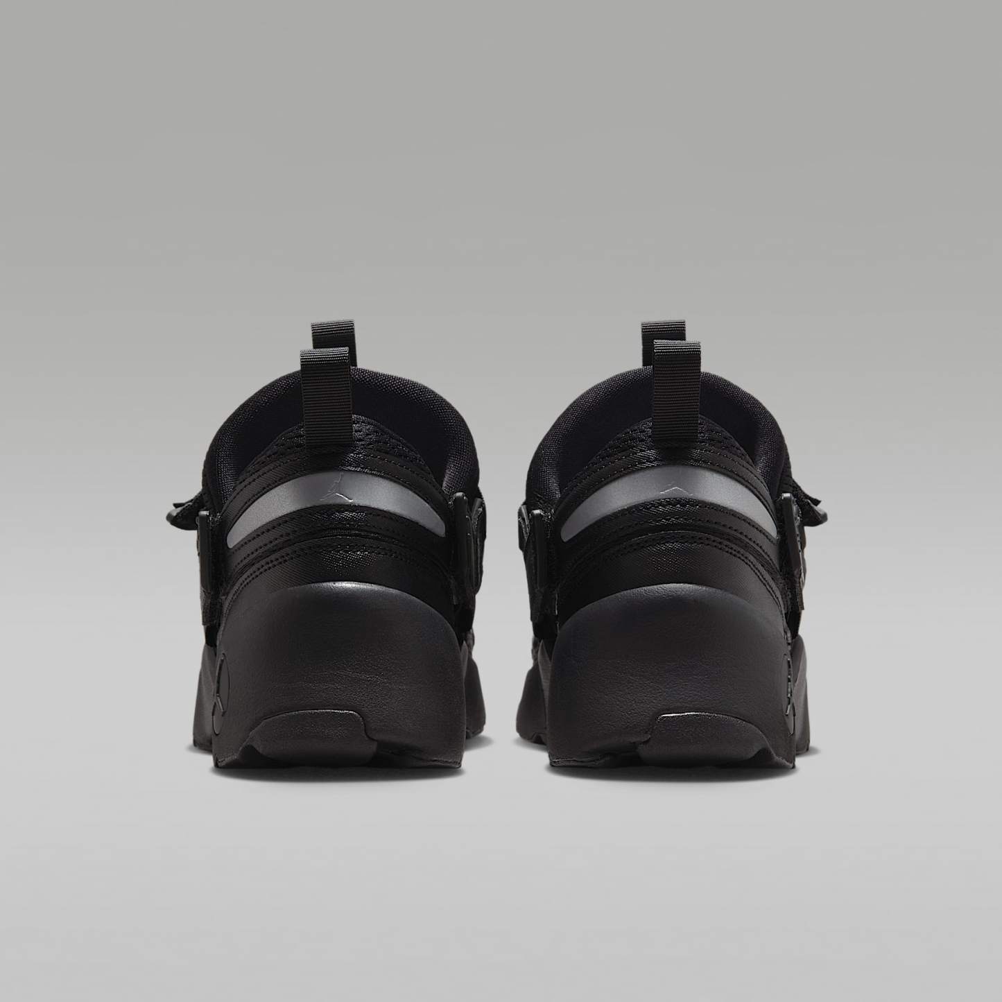 Jordan Trunner LX Schuh (Damen) – Schwarz/Schwarz/Schwarz