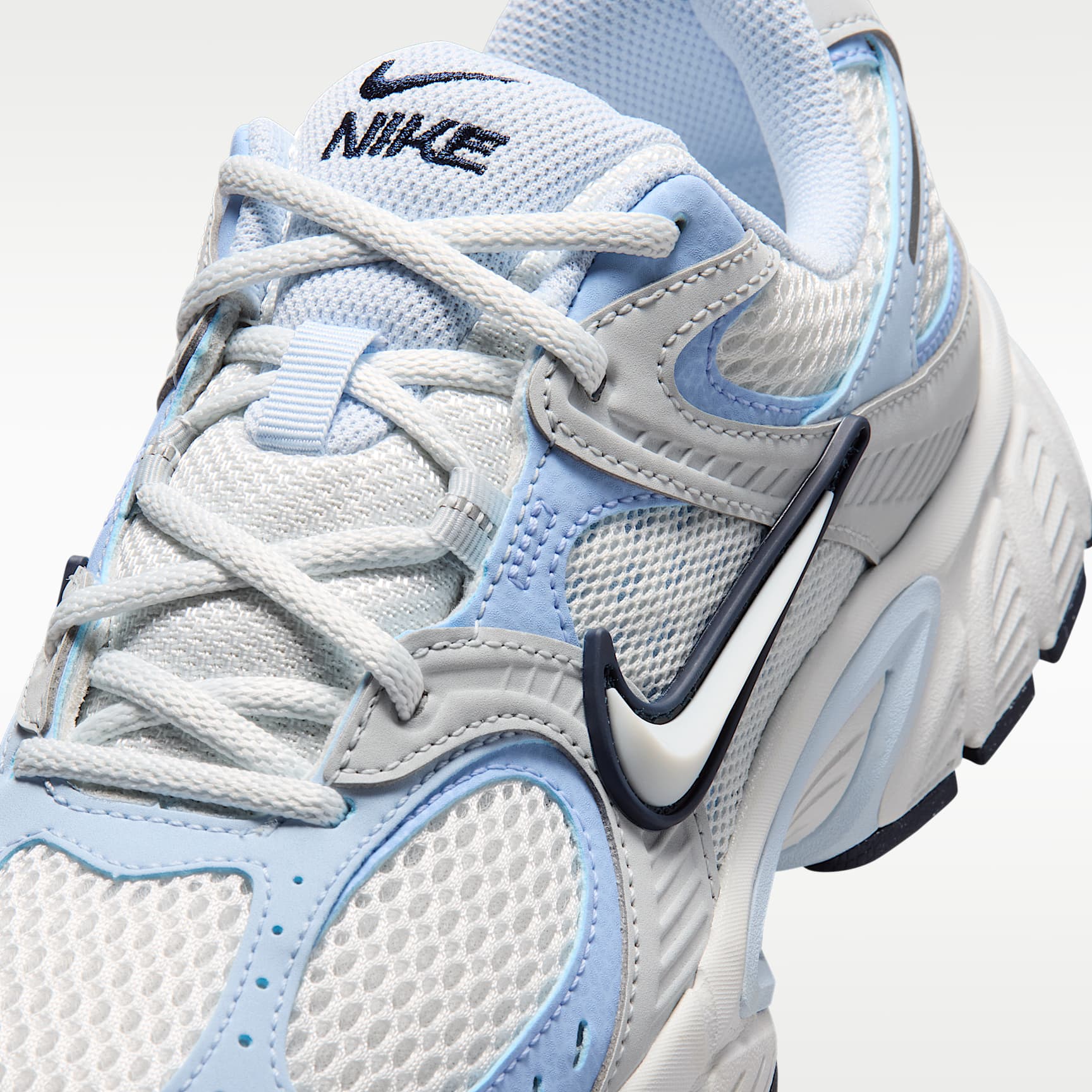 Nike V5 RNR Schuh (Damen) – Off White/Hydrogen Blue/Aluminum/Off White
