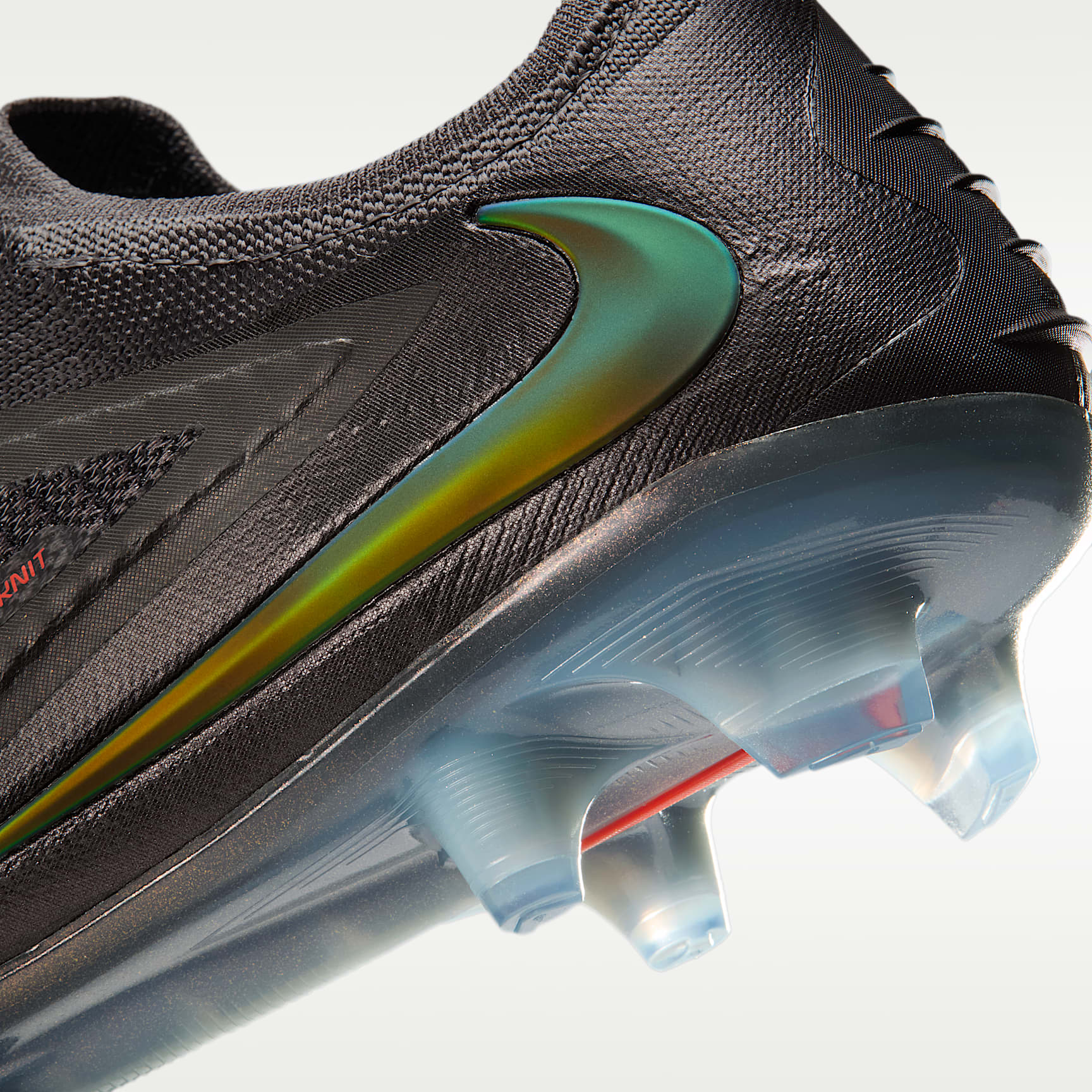 Nike Phantom 6 Low Elite LV8 Fußballschuh für normalen Rasen – Medium Ash/Schwarz/Gold Amber