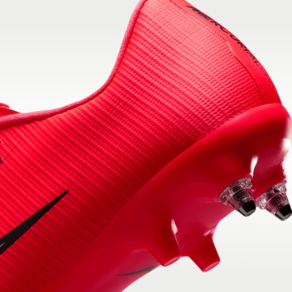 Nike Mercurial Vapor 17 Academy Low-Top-Fußballschuh für weichen Rasen – Bright Crimson/Blur