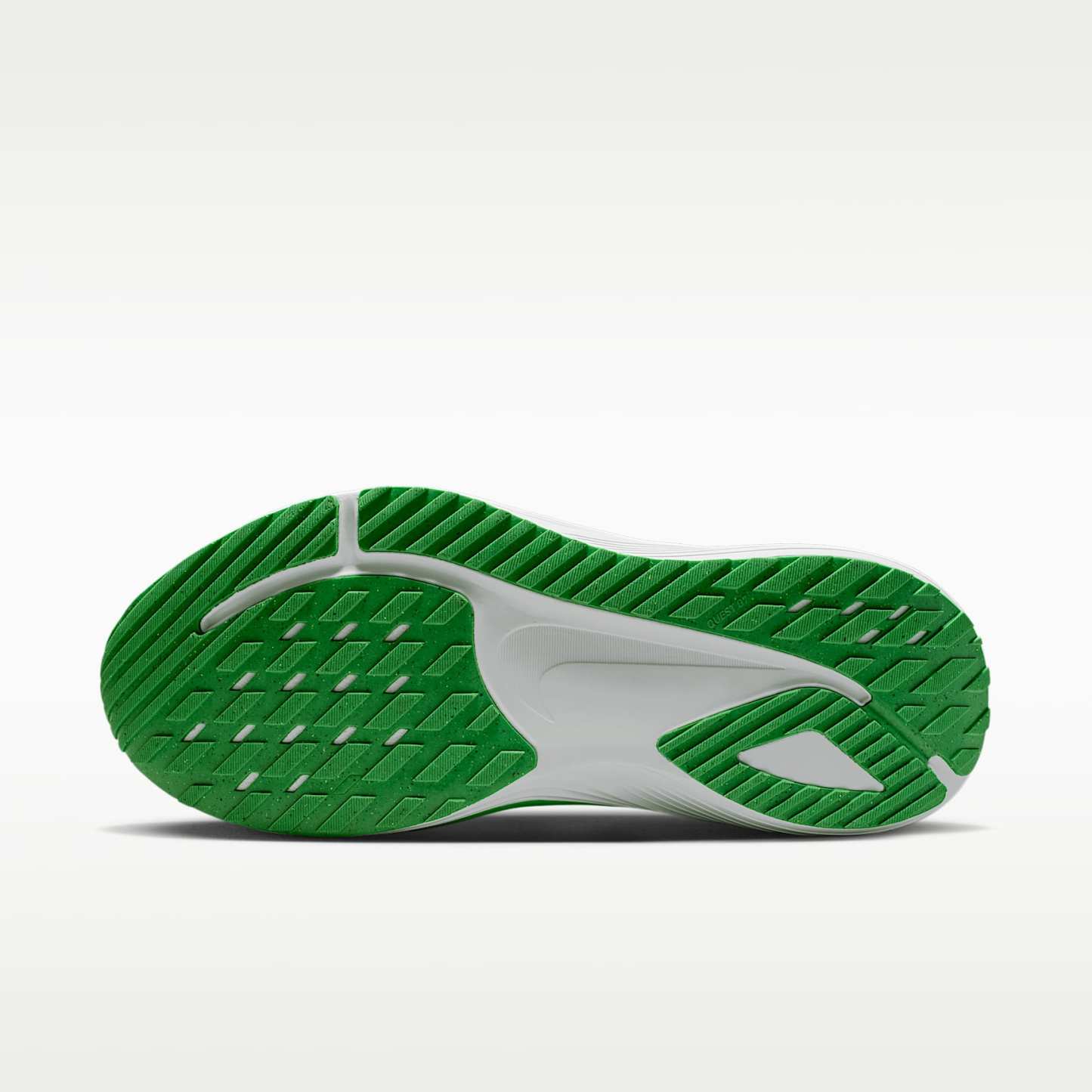 Nike Quest 7 Straßenlaufschuhe (Herren) – Weiß/Green Spark/Midnight Navy