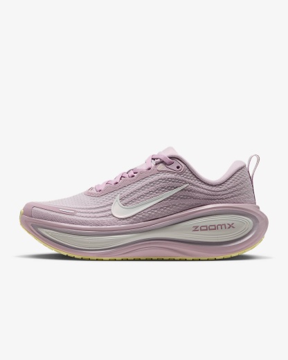 Nike Vomero Plus Straßenlaufschuh (Damen) – Particle Rose/Silver Lilac/Light Bone/Sail