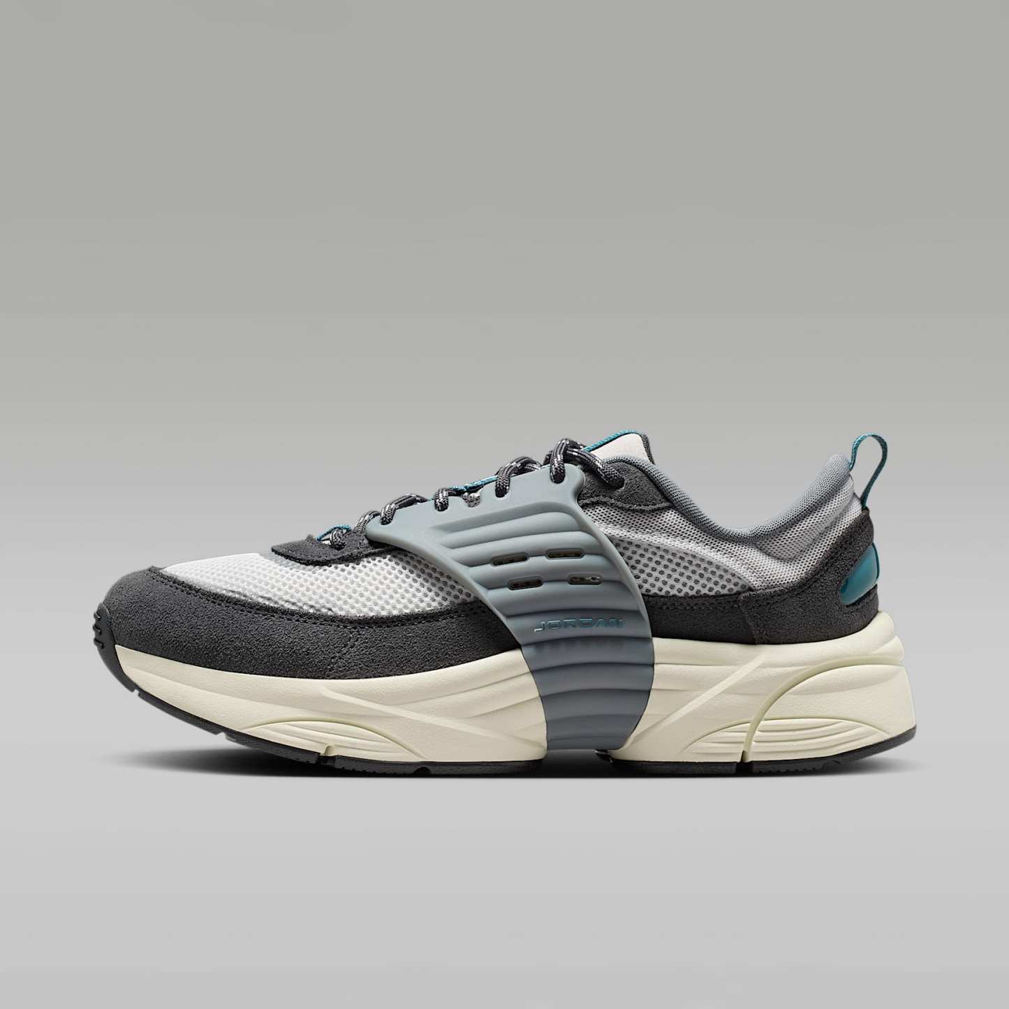 Jordan Trunner O/S Schuhe (Herren) – Photon Dust/Anthracite/Cool Grey/Ash Green