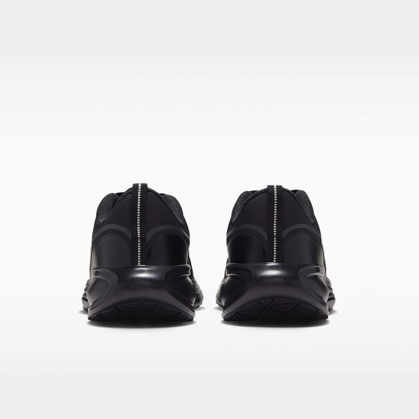 Nike Revolution 8 Utility Straßenlaufschuh (Herren) – Schwarz/Anthracite
