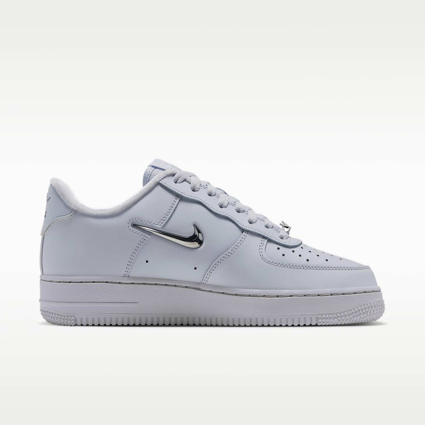 Nike Air Force 1 '07 Schuh (Damen) – Pure Platinum/Weiß/Metallic Silver
