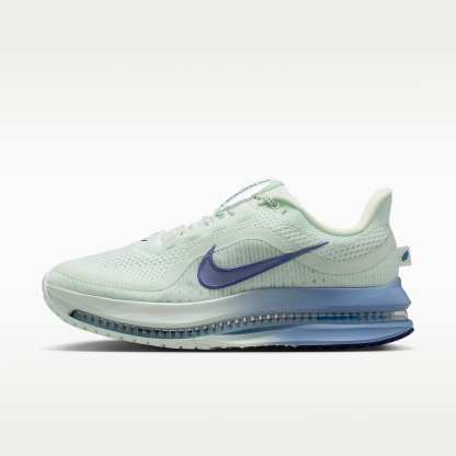 Nike Pegasus Premium Straßenlaufschuh (Damen) – Barely Green/Work Blue/Football Grey/Blue Void
