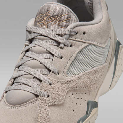Air Jordan MVP 92 Schuh (Herren) – Swan/Light Iron Ore/Phantom/Legend Medium Brown