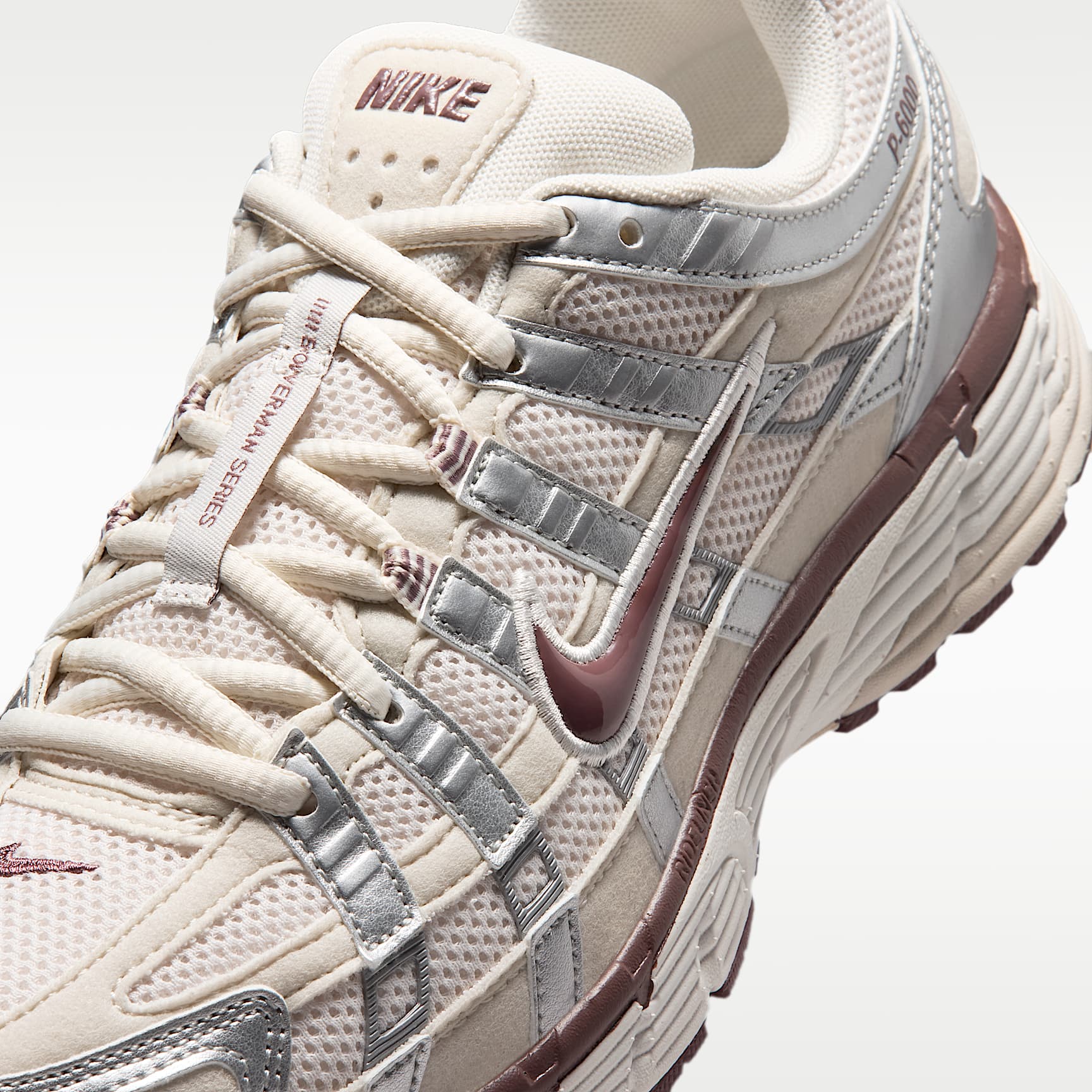 Nike P-6000 Schuh (Damen) – Phantom/Metallic Silver/Light Orewood Brown/Tattoo