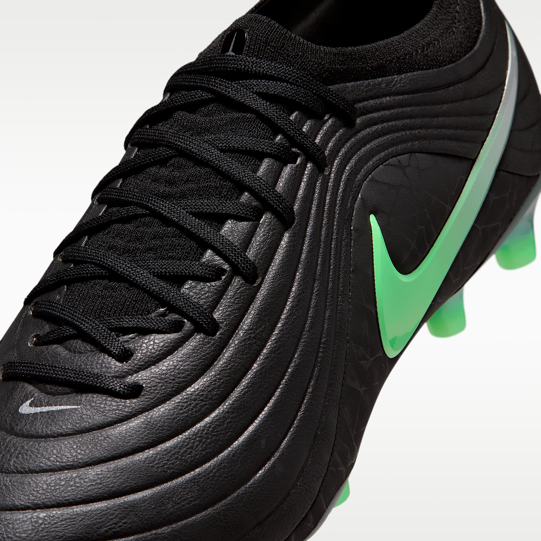 Nike Tiempo Maestro Elite Low Top Fußballschuh für Kunstrasen – Schwarz/Schwarz/Illusion Green