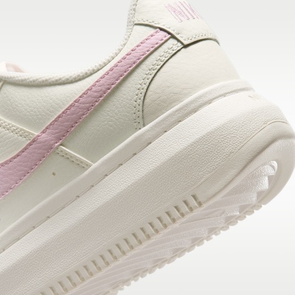 Nike Court Vision Alta Schuh (Damen) – Sail/Pink Foam