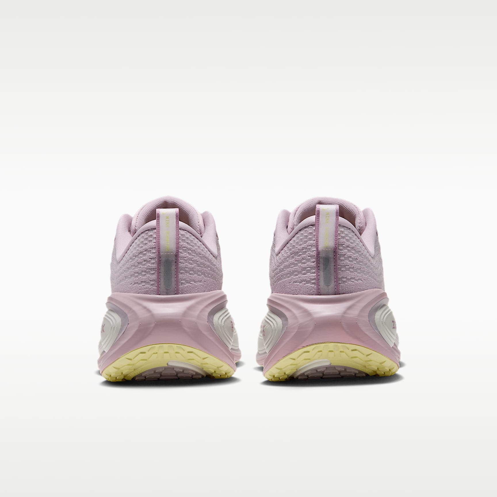 Nike Vomero Plus Straßenlaufschuh (Damen) – Particle Rose/Silver Lilac/Light Bone/Sail