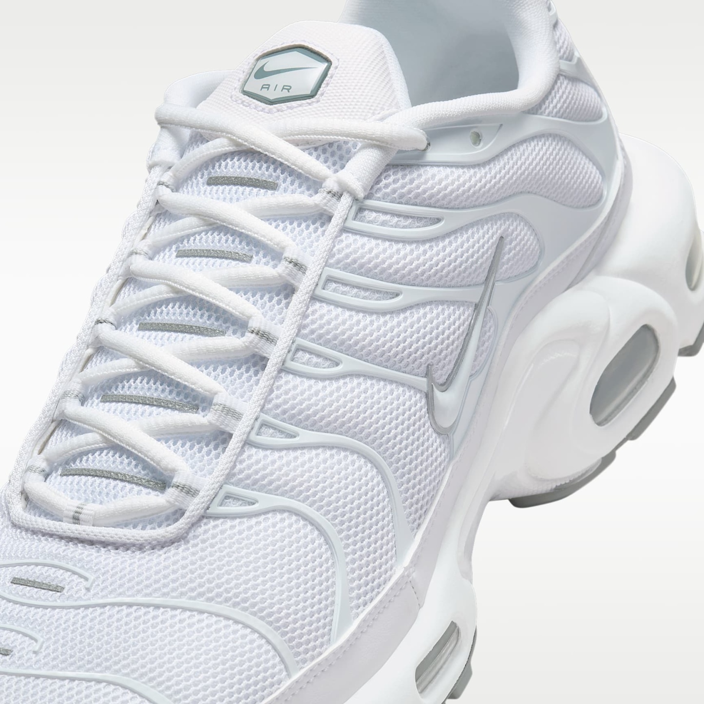 Nike Air Max Plus Herrenschuh – Weiß/Schwarz/Cool Grey/Weiß