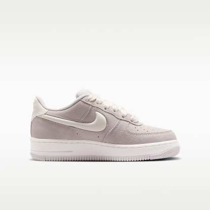Nike Air Force 1 LV8 Schuh (ältere Kinder) – Vast Grey/Sail