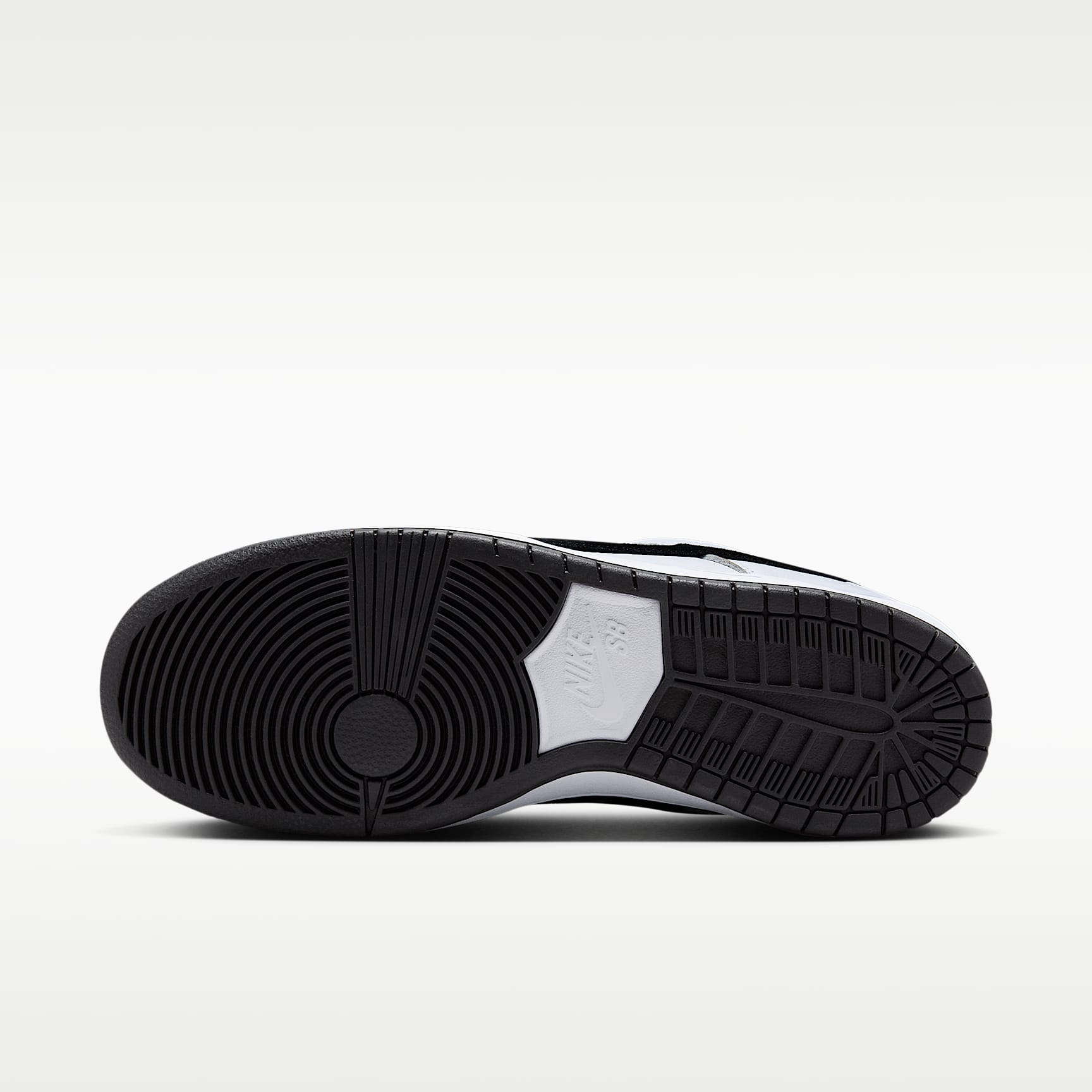 Nike SB Dunk Low Pro Skateboardschuh – Weiß/Weiß/Schwarz/Schwarz