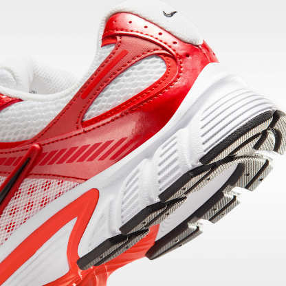 Nike V5 RNR Schuh (Herren) – Weiß/Picante Red/Schwarz