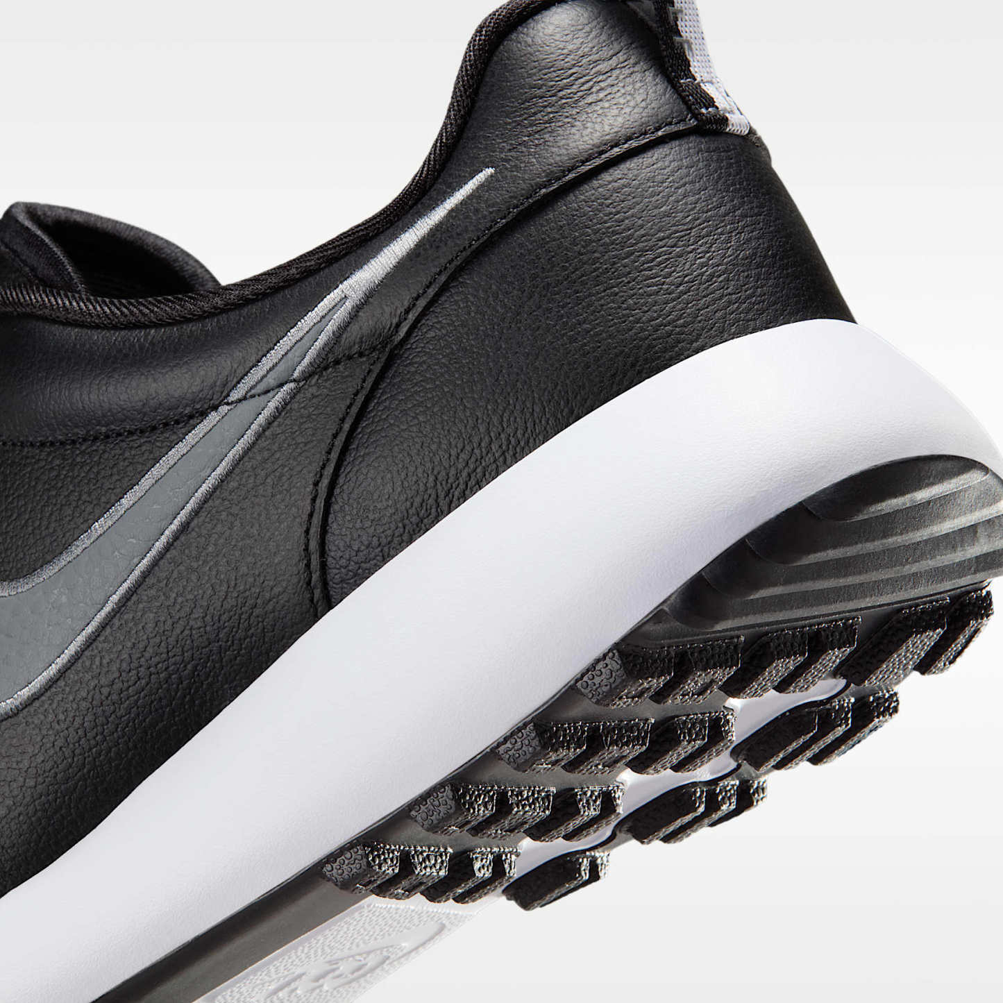 Nike Roshe G Golfschuh – Schwarz/Weiß/Smoke Grey