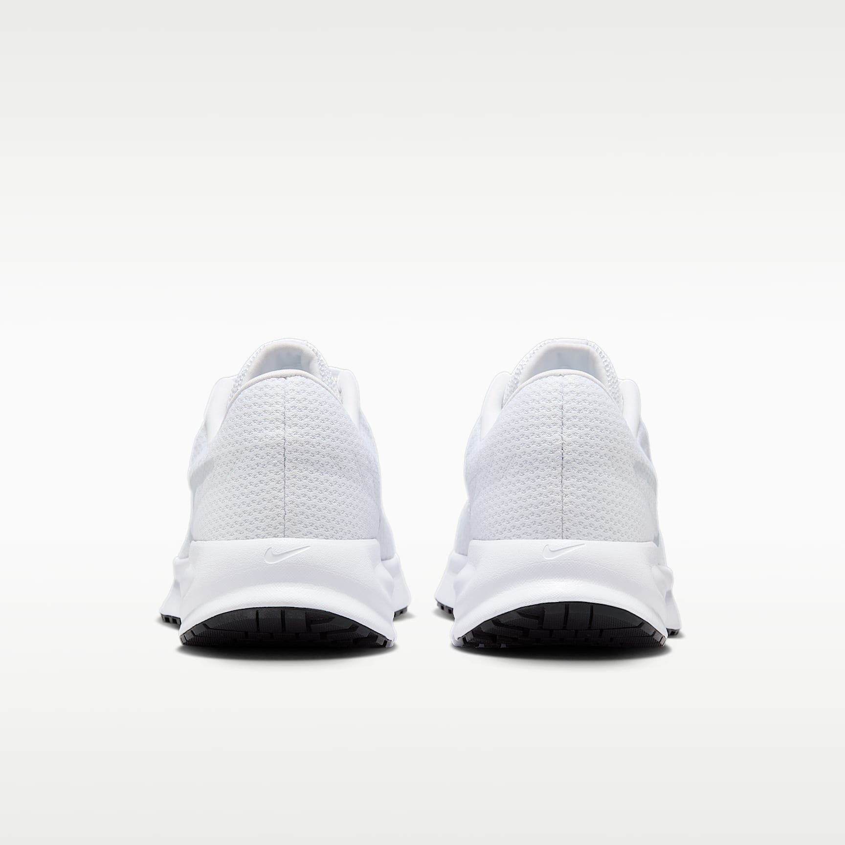 Nike Run Defy Straßenlaufschuh (Damen) – Weiß/Schwarz/Pure Platinum