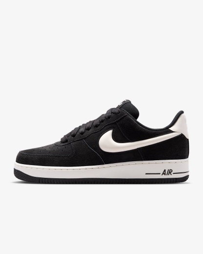 Nike Air Force 1 '07 LV8 Schuh (Herren) – Schwarz/Sail