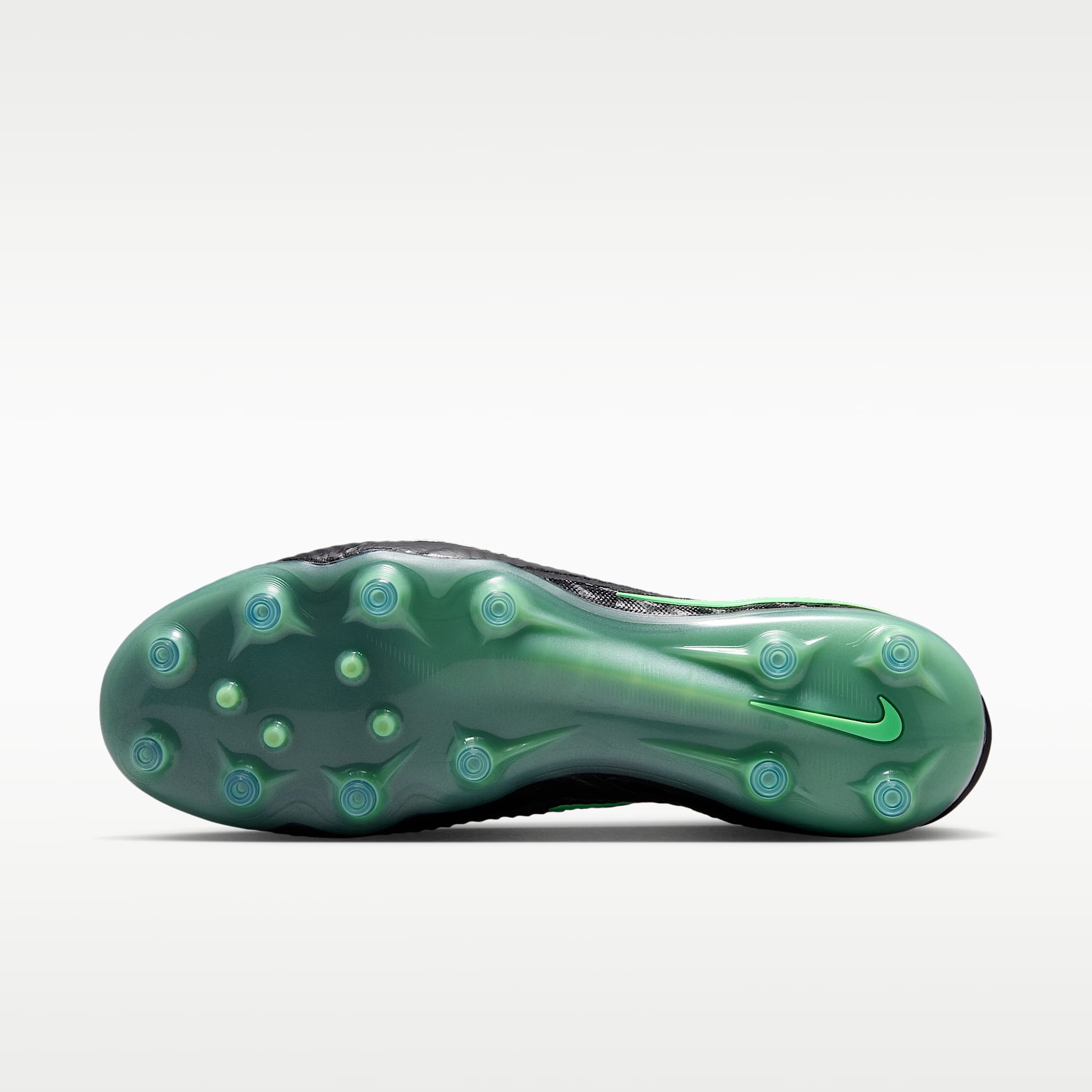 Nike Phantom 6 Low Elite Fußballschuh für Kunstrasen – Schwarz/Schwarz/Illusion Green