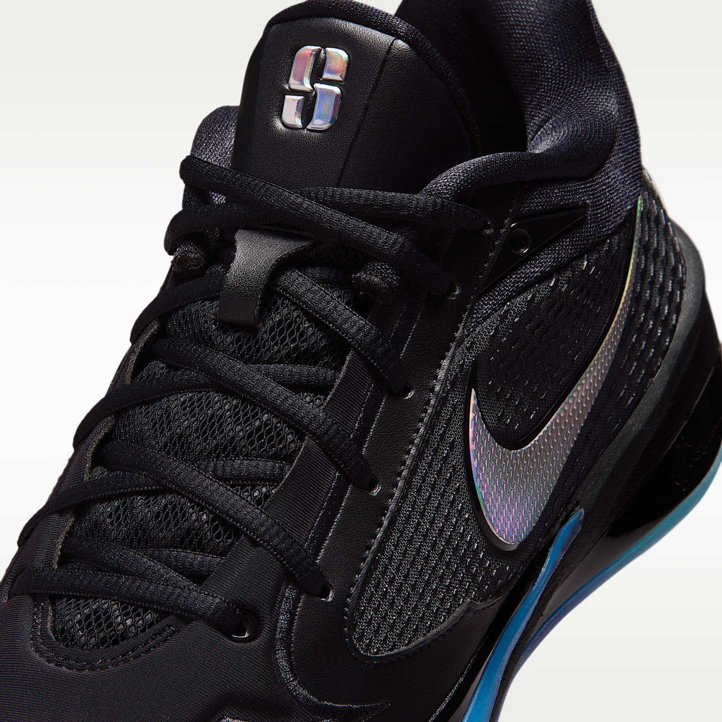 Sabrina 4 Basketballschuh – Schwarz/Blue Glow/Light Aqua/Multi-Color