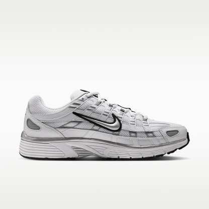 Nike P-6000 Schuh – Weiß/Schwarz/Metallic Silver