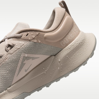 Nike Juniper Trail 2 GORE-TEX wasserdichter Traillaufschuh für Herren – Cream II/Light Orewood Brown