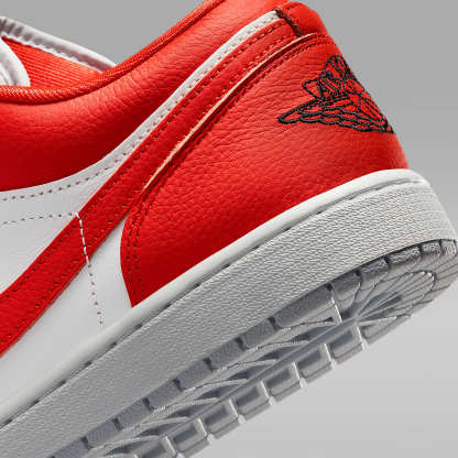 Air Jordan 1 Low SE Herrenschuh – Chile Red/Summit White/Pure Platinum/Schwarz