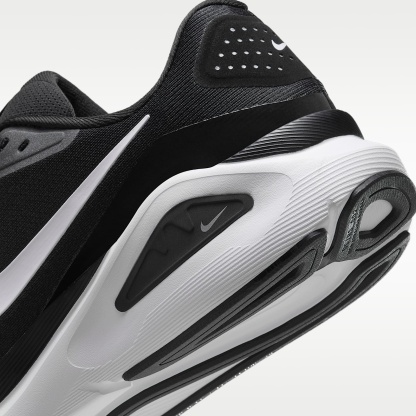 Nike Structure 26 Straßenlaufschuh (weit, Herren) – Schwarz/Wolf Grey/Metallic Silver/Weiß