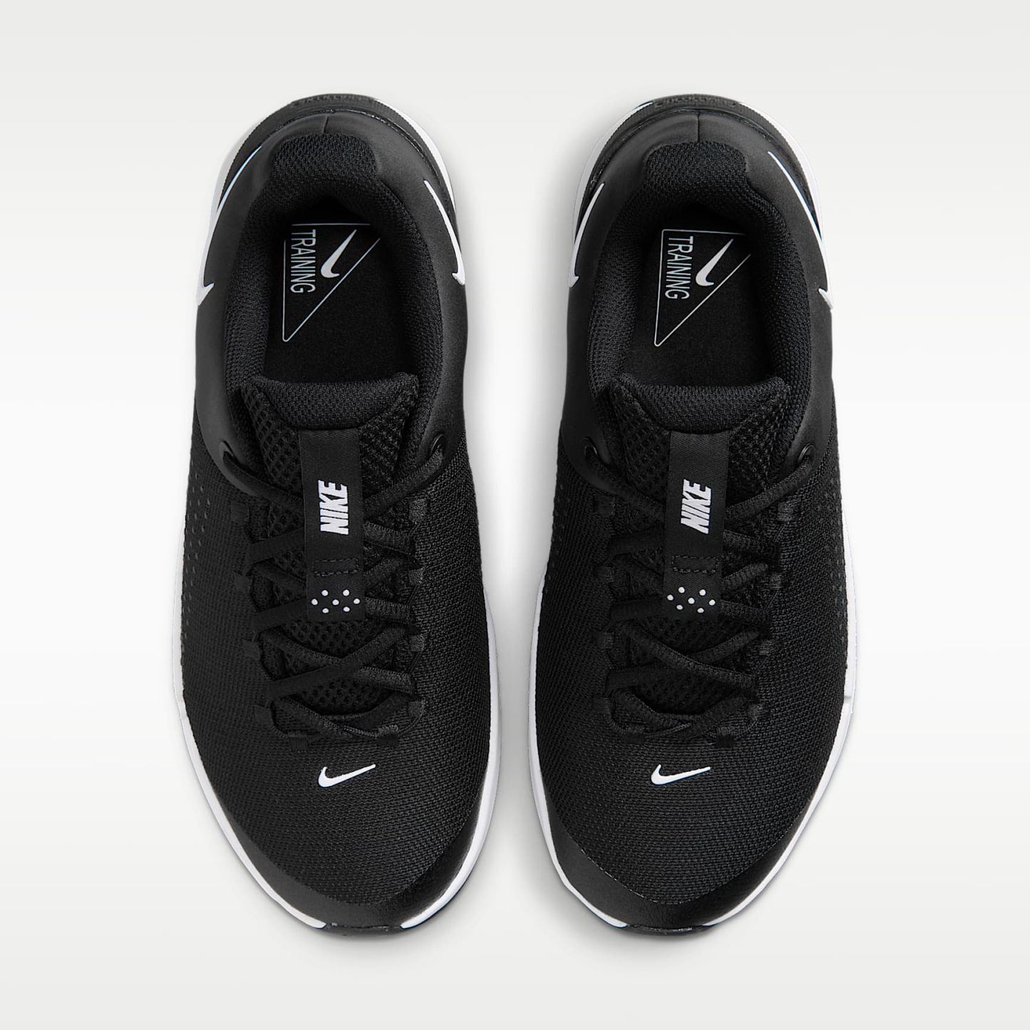 Nike MC Trainer 4 Trainingsschuh (Damen) – Schwarz/Weiß