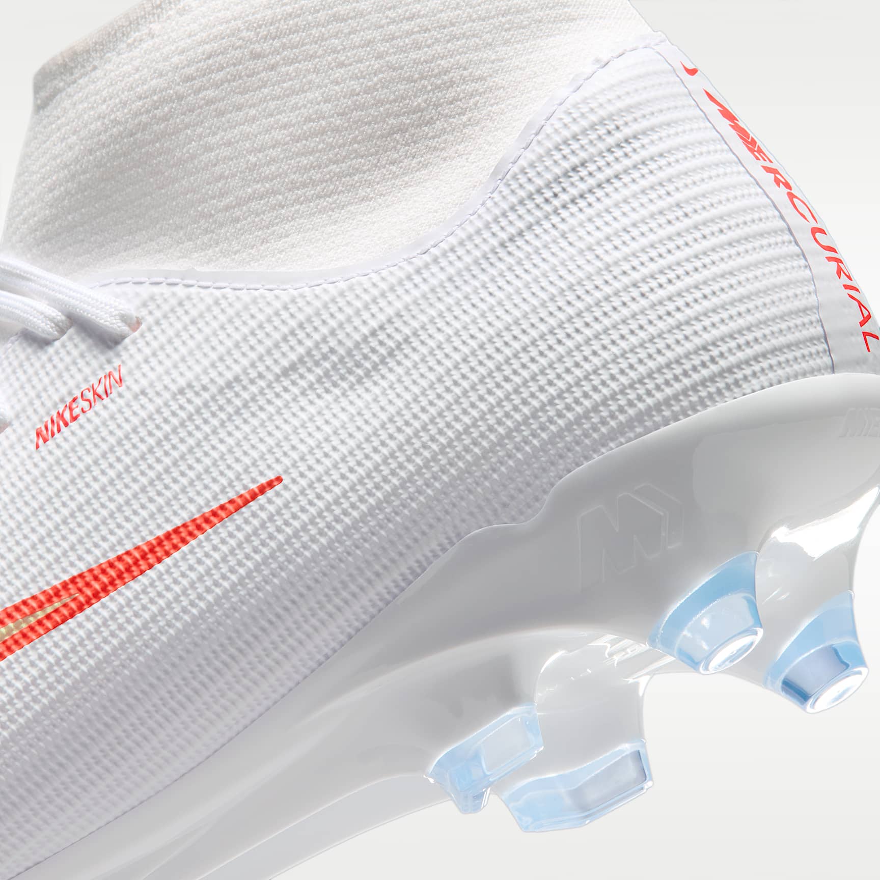 Nike Mercurial Superfly 11 Academy High-Top-Fußballschuh für verschiedene Böden – Weiß/Bright Crimson/Blur