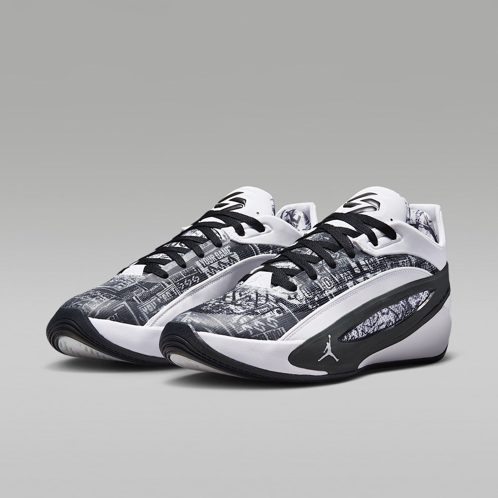 Luka 5 "Graffiti" Basketballschuh – Weiß/Schwarz