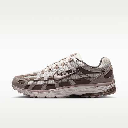 Nike P-6000 Schuh (Damen) – Summit White/Cave Stone/College Grey/Platinum Violet