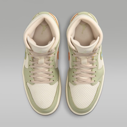 Air Jordan 1 Mid SE Schuh (Damen) – Olive Aura/Lawn/University Blue/Pearl White