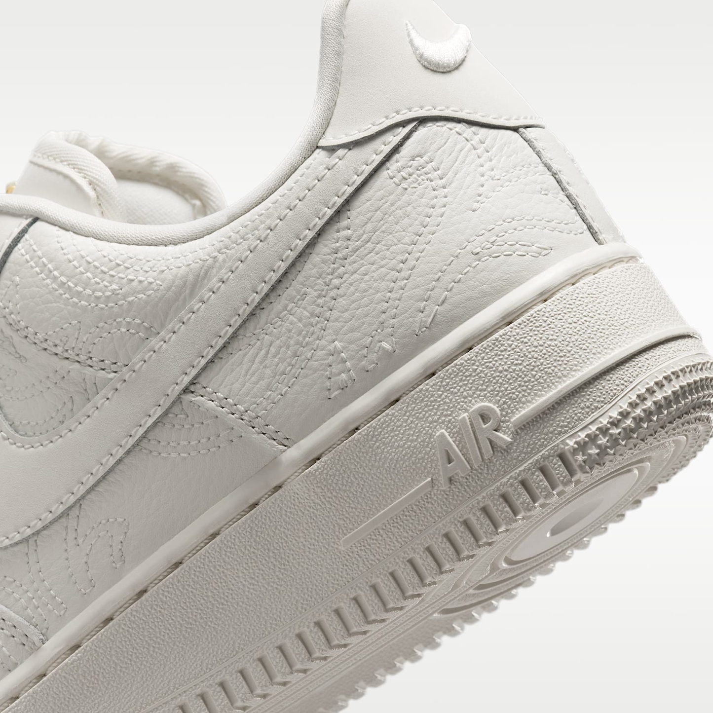 Nike Air Force 1 '07 Schuh (Damen) – Sail/Weiß/Sail